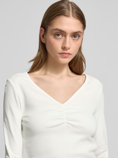 Only Slim Fit Langarmshirt aus Baumwoll-Mix mit Frill-Abschlüssen Modell 'BETTY' Offwhite 3