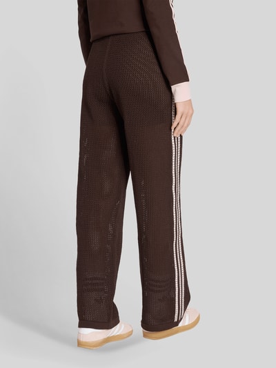 adidas Originals Regular Fit Trainingshose in Strickoptik Modell 'FIREBIRD' Schoko 5