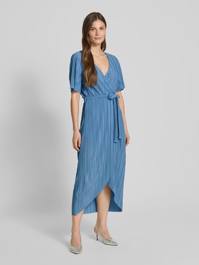 YAS Cocktailkleid in Wickel-Optik Modell 'OLINDA' Hellblau 1