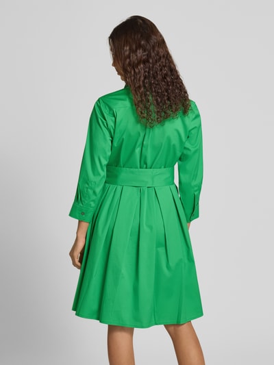 0039 Italy Knielanges Hemdblusenkleid mit Bindegürtel Modell 'JULE' Gruen 5