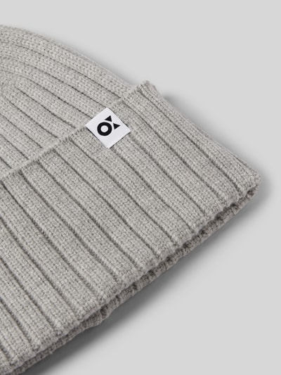 OPUS Beanie mit Label-Detail Modell 'Adela' Hellgrau 2