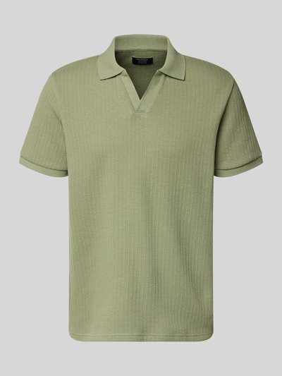 Produktfoto, Regular Fit Strick-Poloshirt mit V-Ausschnitt von MCNEAL, mieszanka bawełny z dodatkiem streczu, krój regular fit, dekolt w serek, długość tyłu w rozmiarze M: 70 cm, zielona dzianina, wyraźna faktura, krótki rękaw