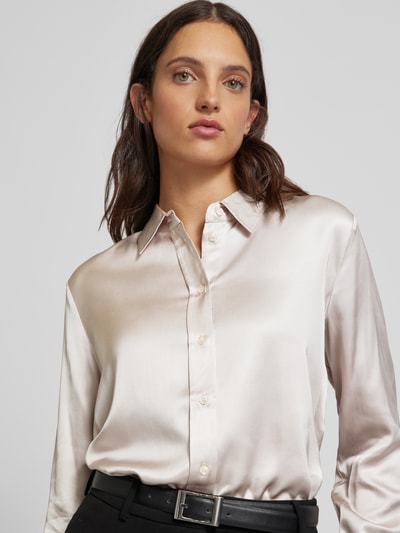 Emily Van den Bergh Regular Fit Bluse mit durchgehender Knopfleiste Taupe 3