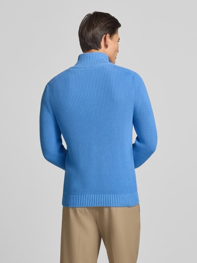 MCNEAL Slim Fit Strickpullover aus reiner Baumwolle mit Troyer-Kragen Sky 5