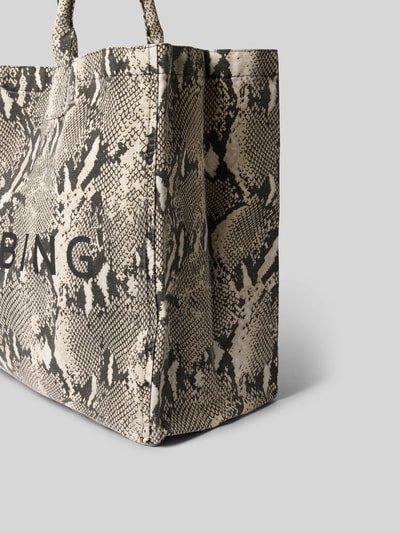 Produktfoto, Shopper aus reiner Baumwolle von Anine Bing, offenes Hauptfach, kurze Tragehenkel, Label-Print, Strukturmuster, beige und schwarz, Breite 50 cm, Länge 36 cm, Tiefe 15 cm