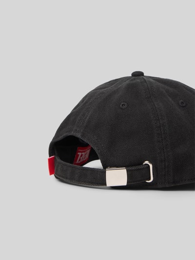 Produktfoto, schwarze Basecap mit Label-Stitching von Diesel aus reiner Baumwolle, verstärkter Schirm, verstellbarer Verschluss