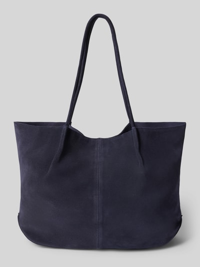 Produktfoto, dunkelblaue Tote Bag aus echtem Rindsleder Modell 'Bella' von MANGO, strukturierte Oberfläche, schmale Schulterriemen, Magnetverschluss, 47x31x13 cm, Schulterriemen 60 cm.