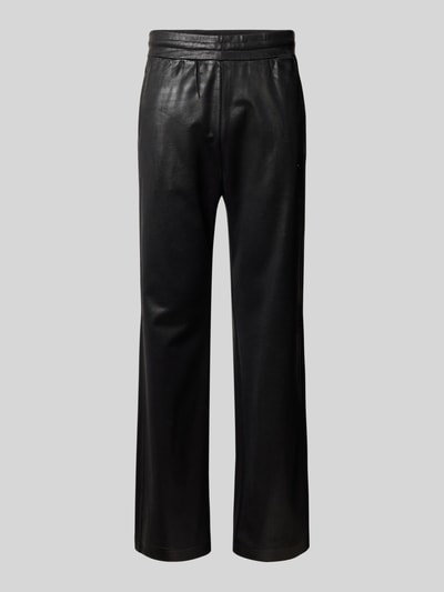 Produktfoto, Flared Fit Hose aus Baumwoll-Mix von Diesel in Schwarz mit Leder-Optik, elastischer Bund, Gesäßtasche, gerade Form.
