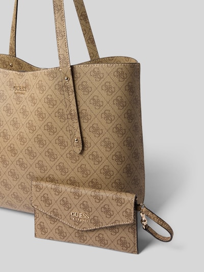 Produktfoto, Tote Bag mit Allover-Logo-Print Modell 'Brenton' von GUESS in Beige mit feiner Struktur, herausnehmbare Innentaschen sichtbar