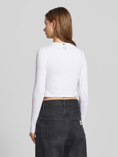 Karo Kauer Bluzka krótka z długim rękawem i naszywką z logo Biały 5