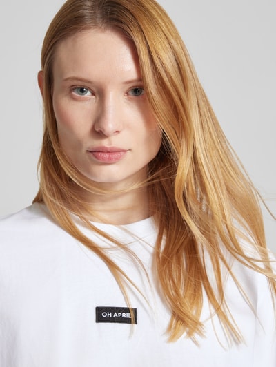 OH APRIL Oversized T-Shirt mit Label-Detail Weiss 3