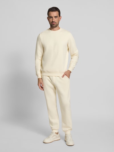 MCNEAL Regular Fit Sweatpants mit elastischen Beinabschlüssen Ecru 1