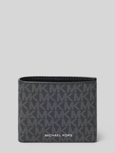 Produktfoto, Portemonnaie mit Logo-Detail von Michael Kors in Dunkelgrau mit Strukturmuster, Steckfächern und offenem Hauptfach vor grauem Hintergrund