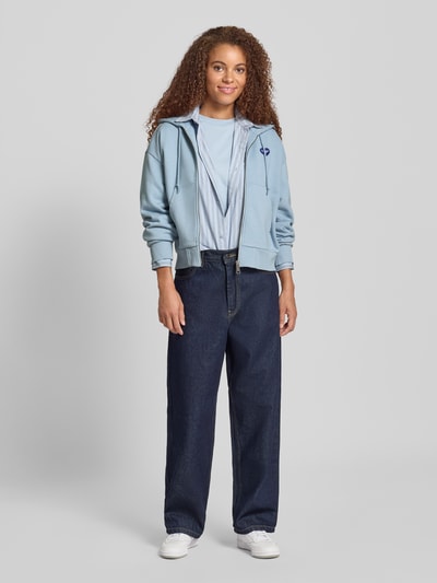 Carhartt Work In Progress Sweatjacke mit Label-Stitching Hellblau 1