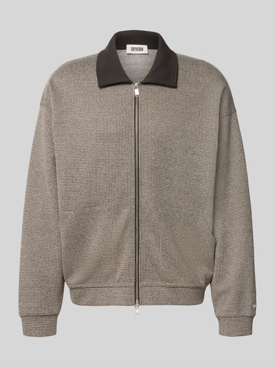 Produktfoto, Jacke aus Baumwoll-Mix Modell 'Arelio' von DRYKORN in Grau mit lockerer Passform, Zwei-Wege-Reißverschluss, strukturierte Oberfläche