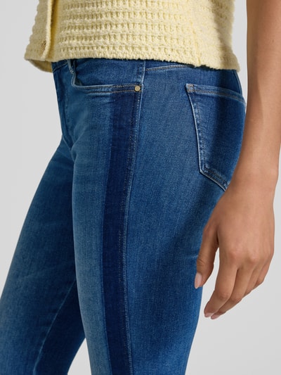 Brax Flared jeans in used-look, model 'ANNA' Lichtblauw - 3