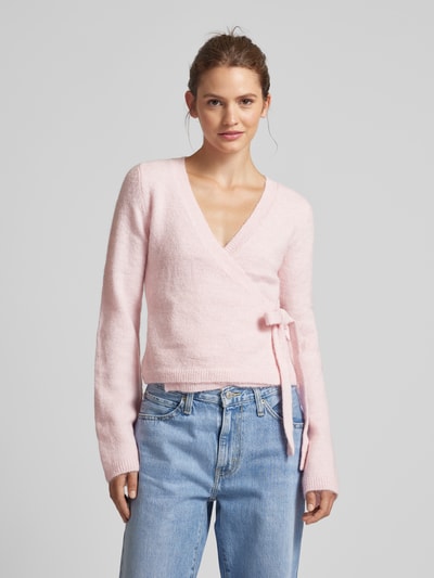 Gina Tricot Cardigan in Wickel-Optik Rosa 4