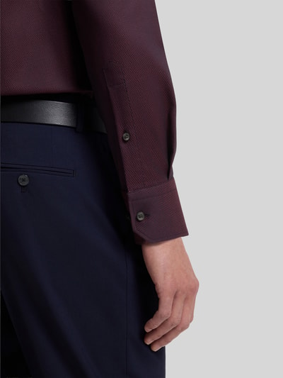 BOSS Regular Fit Businesshemd aus Baumwoll-Mix Bordeaux 6
