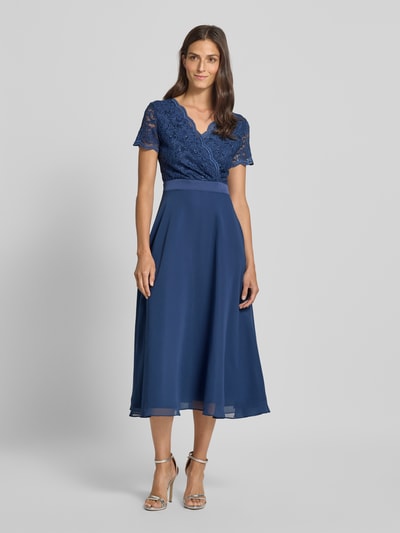 Swing Sukienka koktajlowa z koronką i dekoltem w serek Niebieski 4