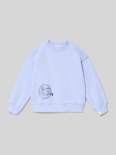 Produktfoto, Sweatshirt mit Motiv-Print und Rundhalsausschnitt von BILLIEBLUSH in Hellblau, reine Baumwolle, Relaxed-Fit, Kinder.