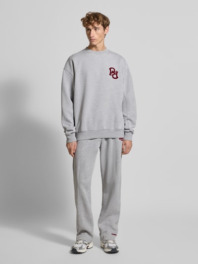 Pegador Sweatshirt mit Rundhalsausschnitt Modell 'Troker' Hellgrau Melange 1