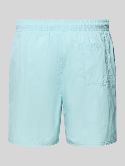 Produktfoto, Regular Fit Shorts mit Gesäßtasche von Calvin Klein Underwear in Hellblau, sichtbare Gesäßtasche, elastischer Bund, strukturierte Oberfläche