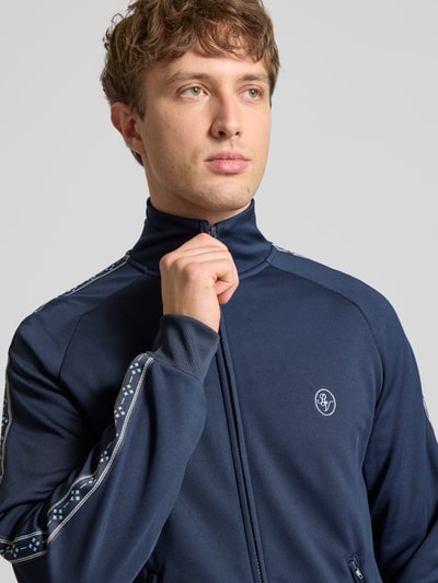 REVIEW Trainingsjacke mit aufgesetztem Band auf Raglanärmeln Marine 3