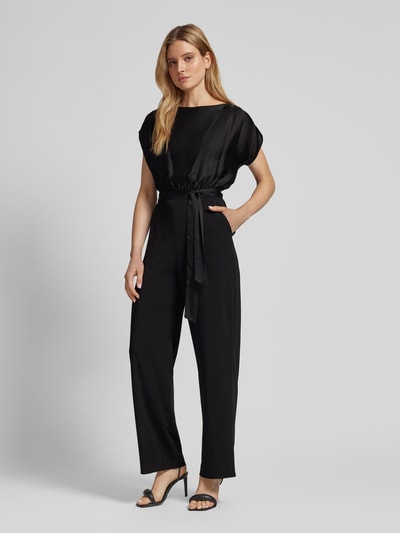 Swing Jumpsuit mit Rundhalsausschnitt Black 1