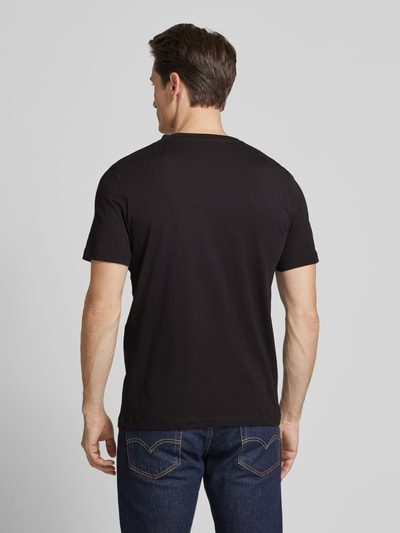 s.Oliver RED LABEL Regular Fit T-Shirt aus reiner Baumwolle mit V-Ausschnitt Black 5