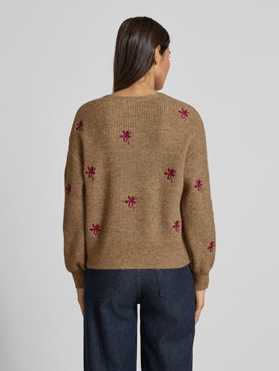 YAS Strickjacke mit Stitching-Details Modell 'FLEUR' Taupe 5