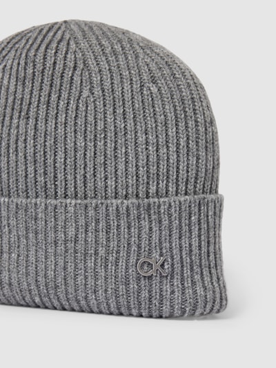 CK Calvin Klein Beanie mit Label-Detail Mittelgrau 2