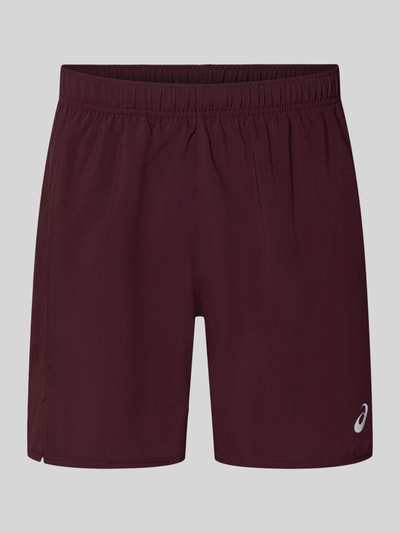 Produktfoto, Shorts mit elastischem Bund und Logo von ASICS in Dunkelrot, Regular Fit, glatte Textur, sichtbares Logo, für Herren