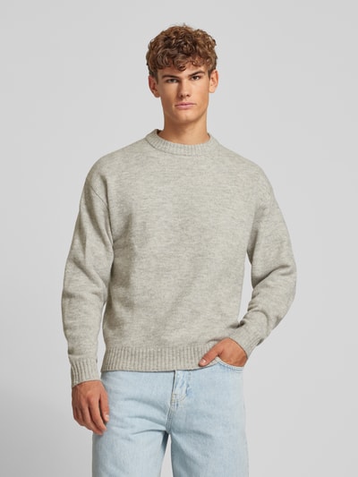 Jack & Jones Sweter z dzianiny z okrągłym dekoltem model ‘OLLIE’ Jasnoszary melanż 4