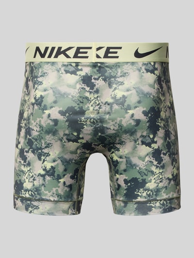 Produktfoto, Trunks mit Dry-Fit-Technologie im 3er-Pack Modell 'ESSENTIAL' von Nike mit grünem Camouflage-Muster, elastischer Logo-Bund, enganliegend, für Herren