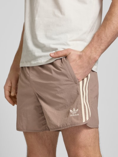 adidas Originals Relaxed Fit Shorts mit Label-Stitching Modell 'SPRINTER' Dunkelbraun 3