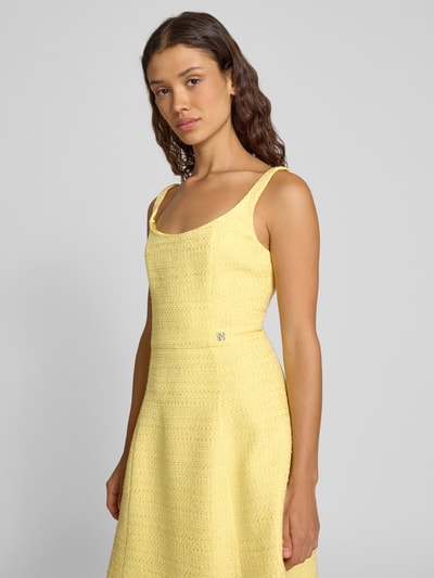HUGO Minikleid mit Strukturmuster Modell 'Katera' GELB 3