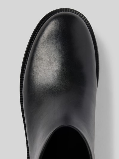 Productfoto, zwart echt leer met afgeronde punt en labeldetail, Stiefeletten aus Leder mit Label-Detail Modell 'MANDY' van MICHAEL Michael Kors, hakhoogte 3 cm, schachthoogte 13 cm, schachtbreedte 12 cm