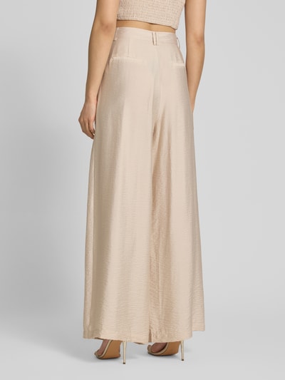 GUIDO MARIA KRETSCHMER WOMAN Spodnie z zakładkami w pasie, szeroką nogawką i efektem marszczenia model ‘Finja’ Écru 5