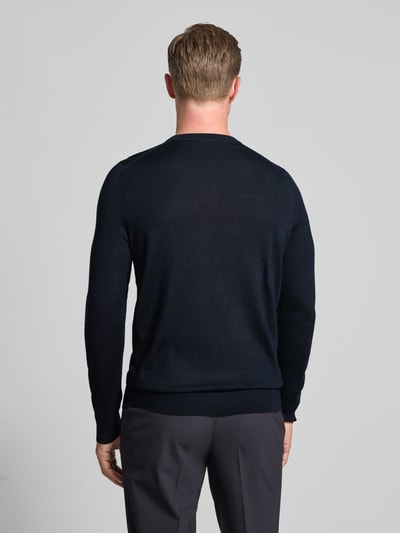 Christian Berg Men Gebreide pullover van een mix van merinowol met V-hals Marineblauw - 5