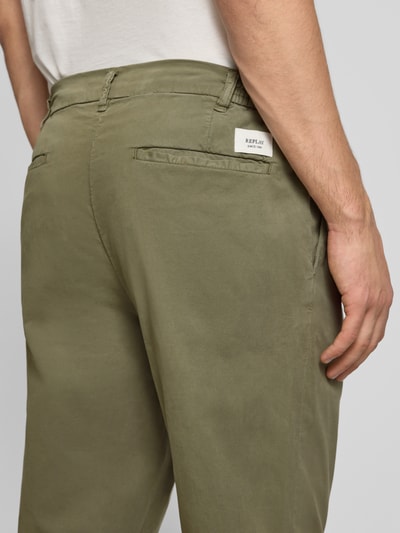 Replay Tapered Fit Chino mit Bundfalten Modell 'ADHANN' Oliv 3