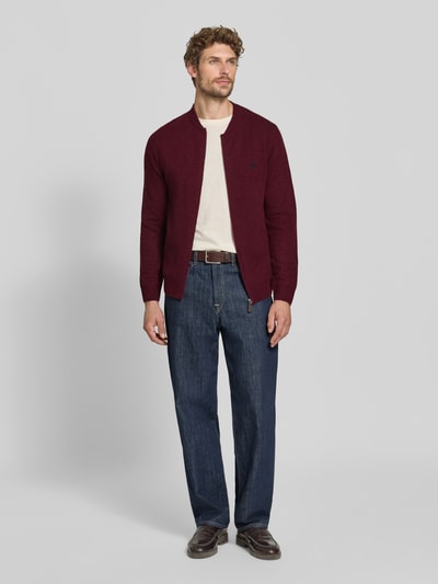 MCNEAL Regular Fit Strickjacke aus reiner Wolle mit Logo-Stickerei Dunkelrot Melange 1