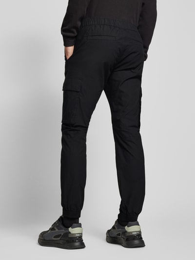 Calvin Klein Jeans Cargohose mit elastischem Bund Black 5