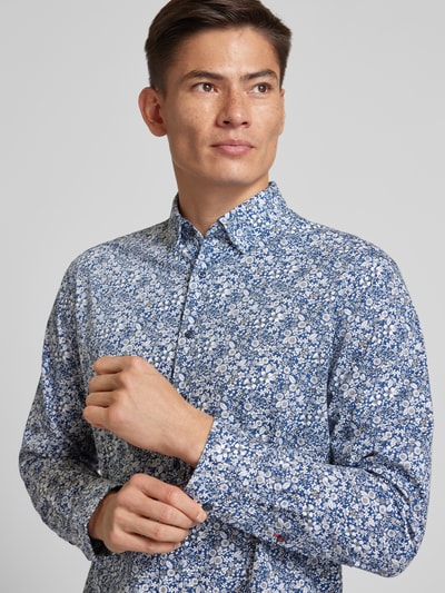 Christian Berg Men Regular Fit Freizeithemd mit Under-Button-Down-Kragen Marine 3