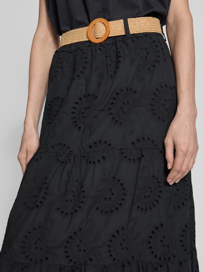 ZABAIONE Sukienka midi z haftem angielskim i paskiem Czarny 3