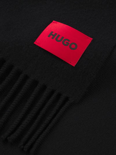 HUGO Schal mit Logo-Patch aus reiner Wolle Modell 'Juster' Black 4
