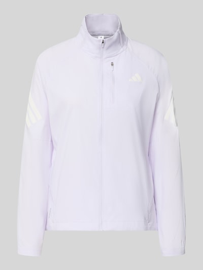 Produktfoto, Regular Fit Trainingsjacke mit Logo-Print von adidas Training in Hellviolett mit weißen Details und glatter Textur auf grauem Hintergrund.