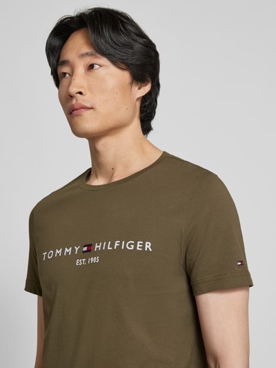 Tommy Hilfiger T-shirt z nadrukiem z logo Oliwkowy 3