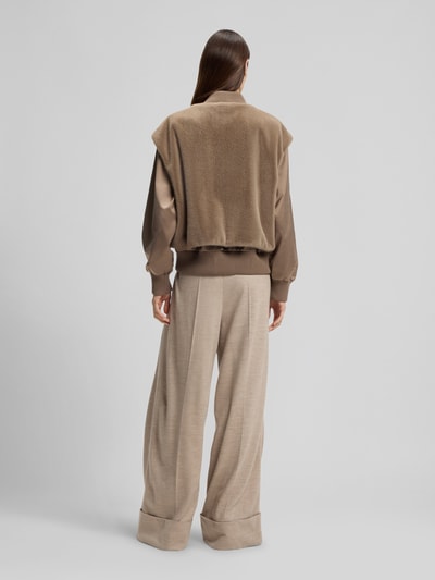 BOSS Bomberka o kroju regular fit z odpinaną kamizelką z imitacji futra Ziemisty brązowy 5