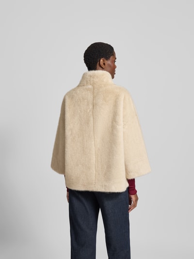 Juvia Jacke aus Kunstfell mit Stehkragen Ecru 5
