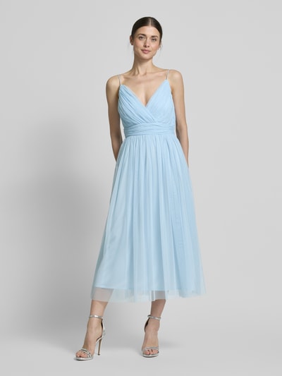 LACE & BEADS Cocktailkleid mit Taillenband und V-Ausschnitt Hellblau 4